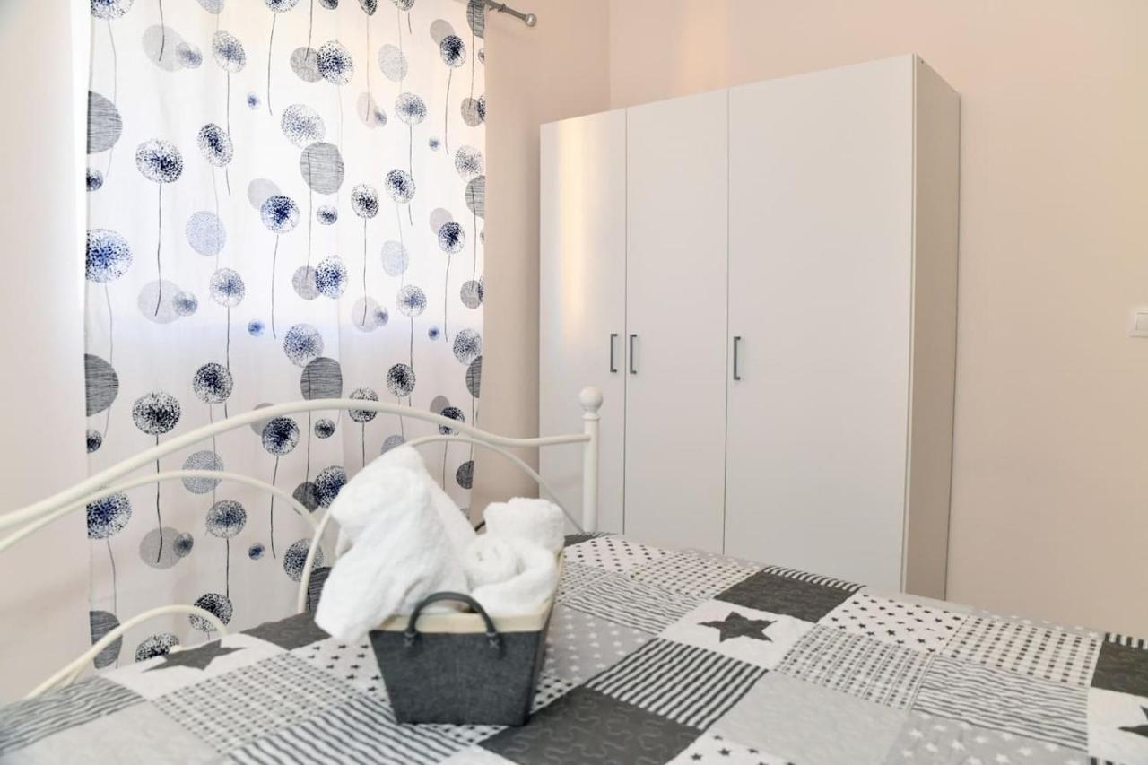 Sofie'S Port View Apartment Kokkinos Pirgos Ngoại thất bức ảnh